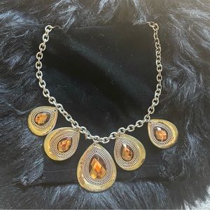 Statement necklace